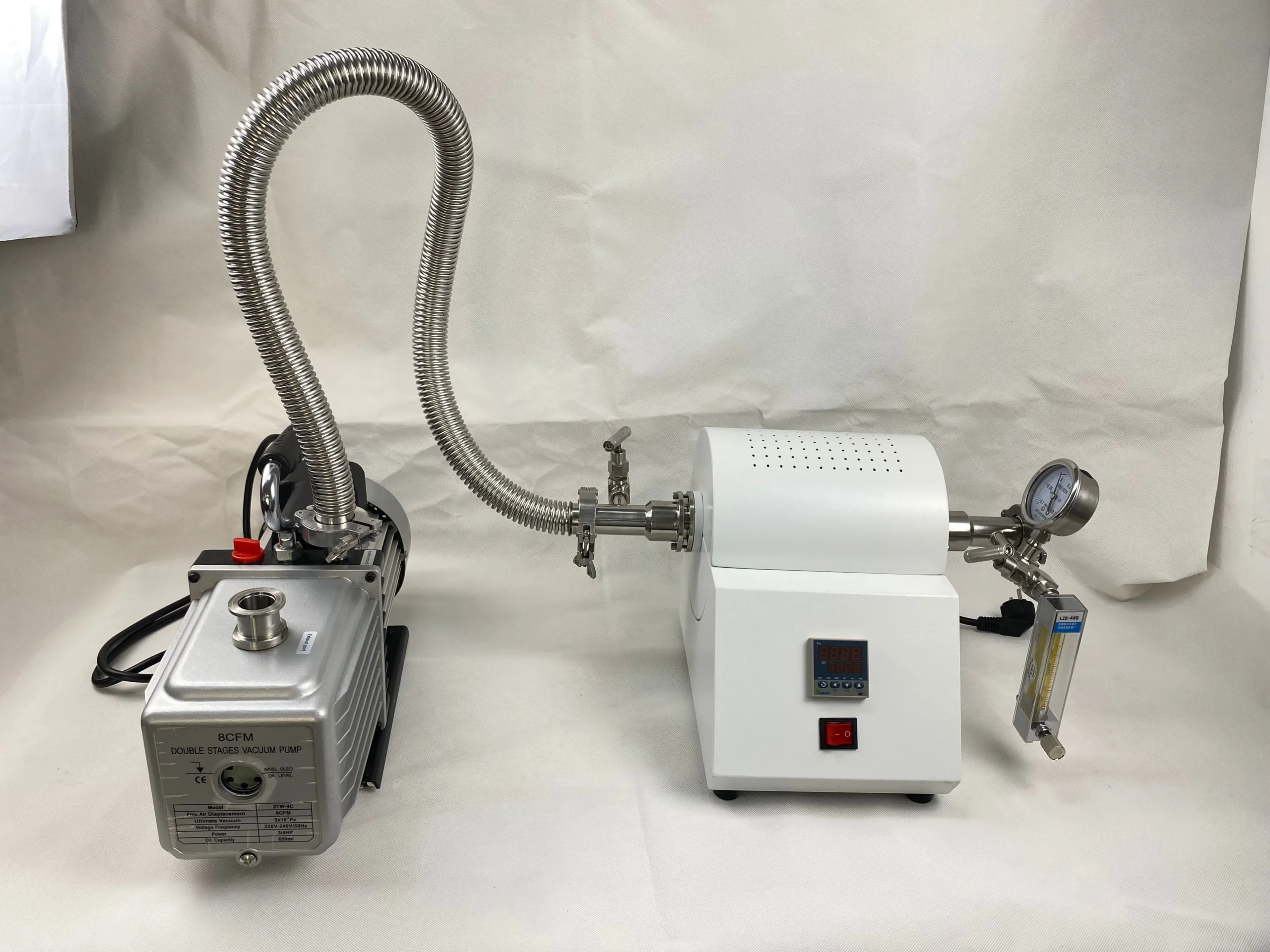 Horno tubular pequeño con bomba de vacío Horno tubular pequeño con bomba de vacío